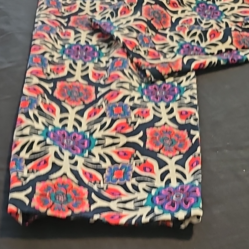 Old Navy Pixie Floral 6 Like New - Picture 5 of 5